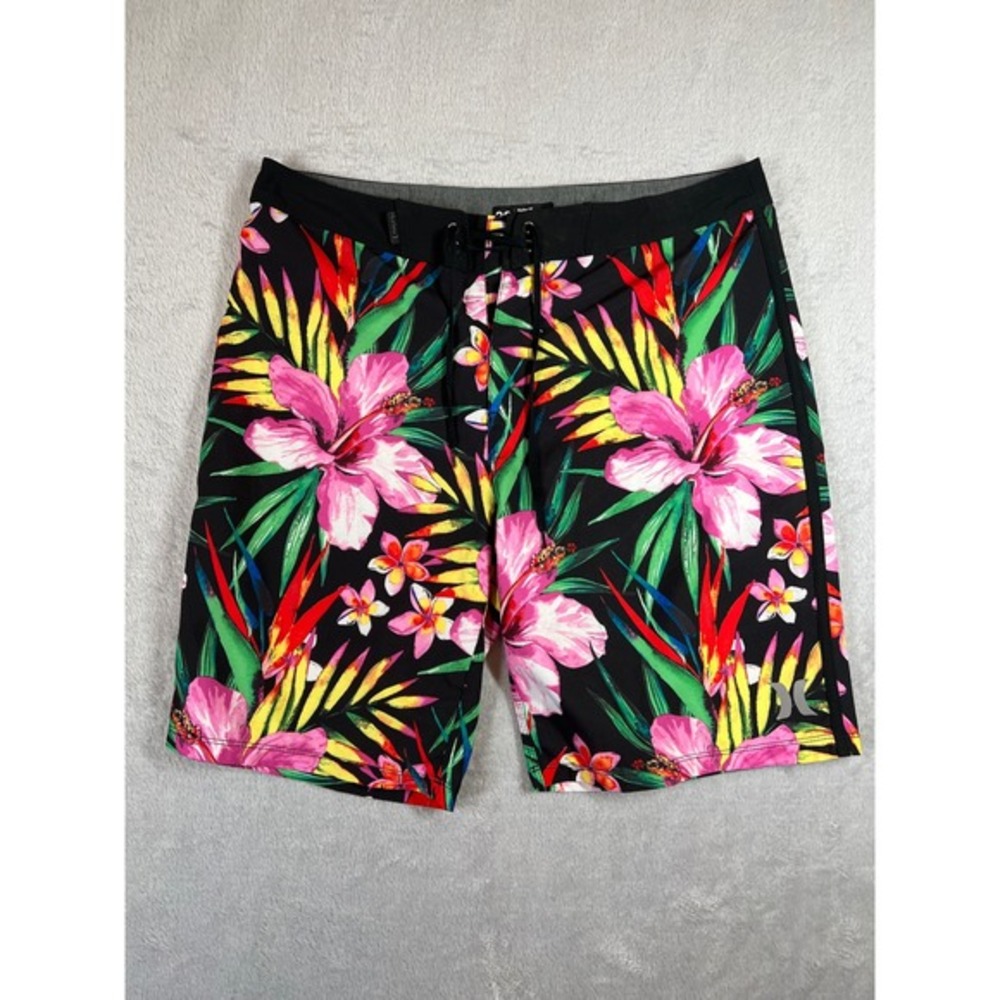 Hurley Phantom Board Shorts Mens 32 Black Tropical Floral Hibiscus Swim Trunks‎